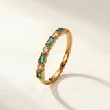 Pascale | Ring with Green Stones