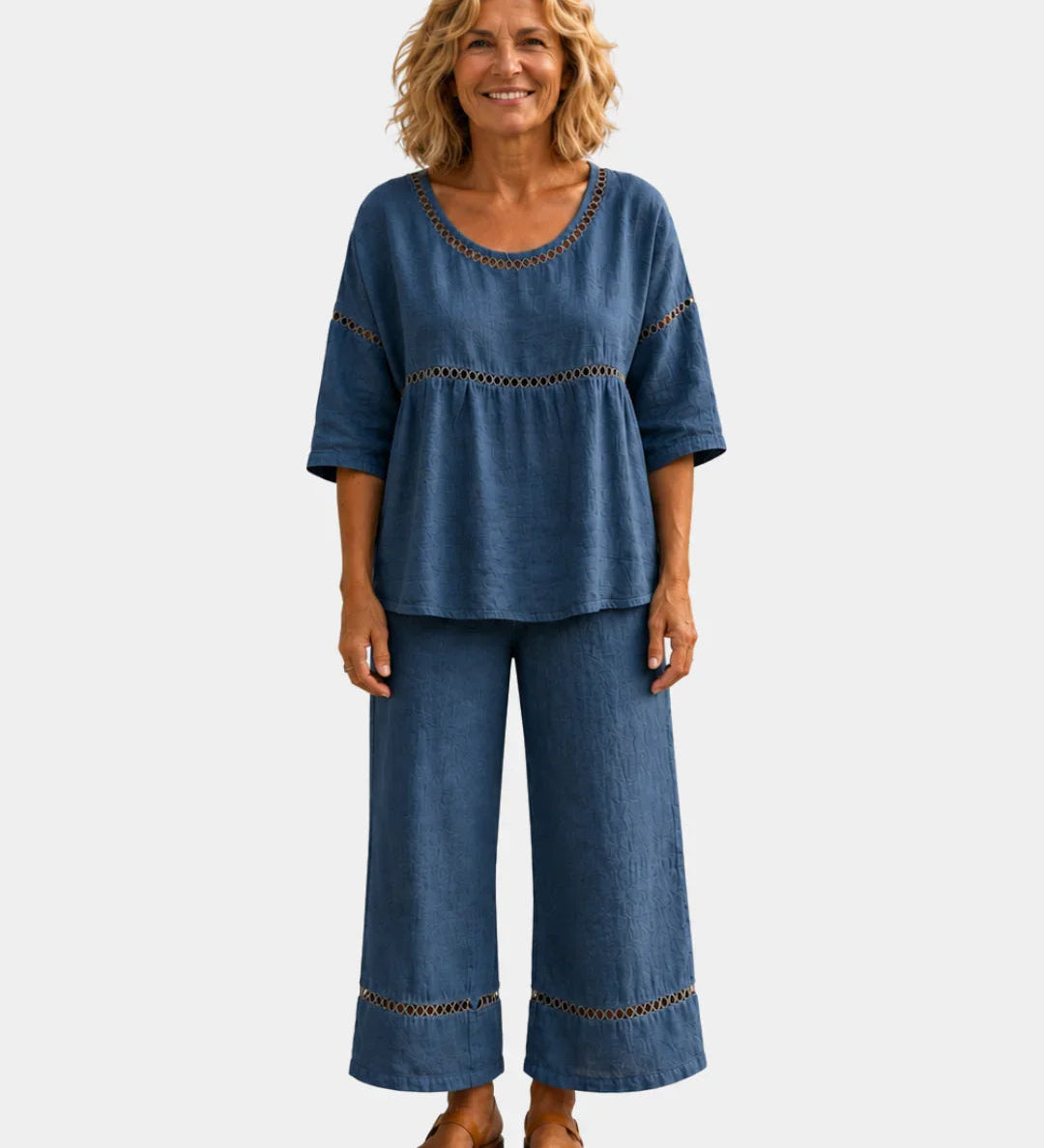 Good | Fresh set with matching blouse and pants