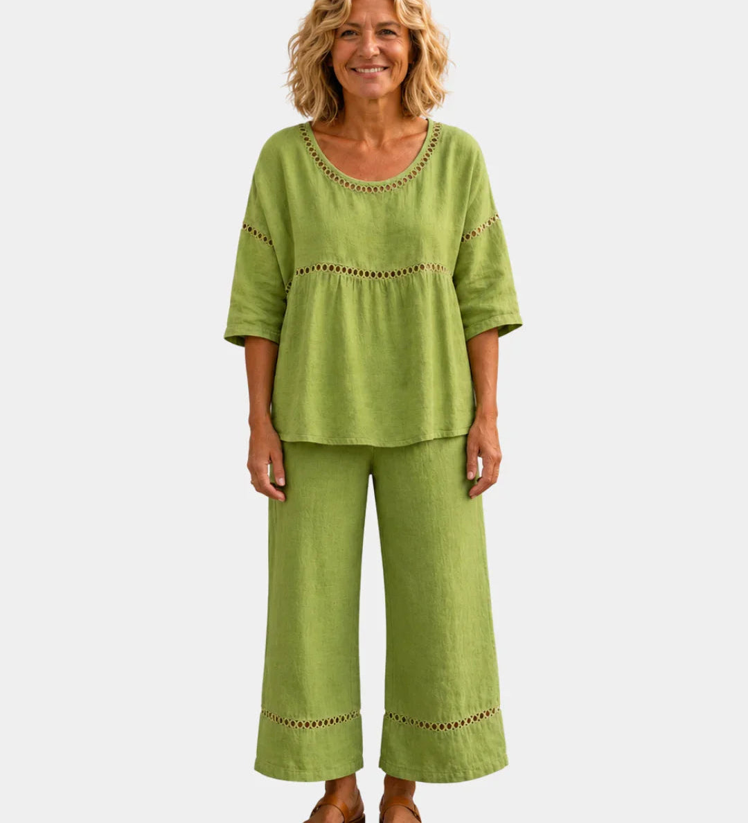 Good | Fresh set with matching blouse and pants