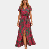 Aurélisse | Elegant dress with V-neckline