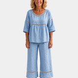 Good | Fresh set with matching blouse and pants