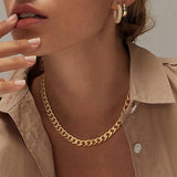 Léa | Round Gold Necklace
