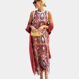Lynette | Outfit with Dress and Light Vest