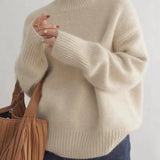 Clémence | Elegance in Cashmere