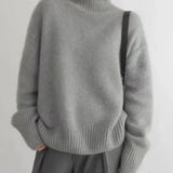 Clémence | Elegance in Cashmere