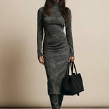 Sara | Midi Velvet Dress