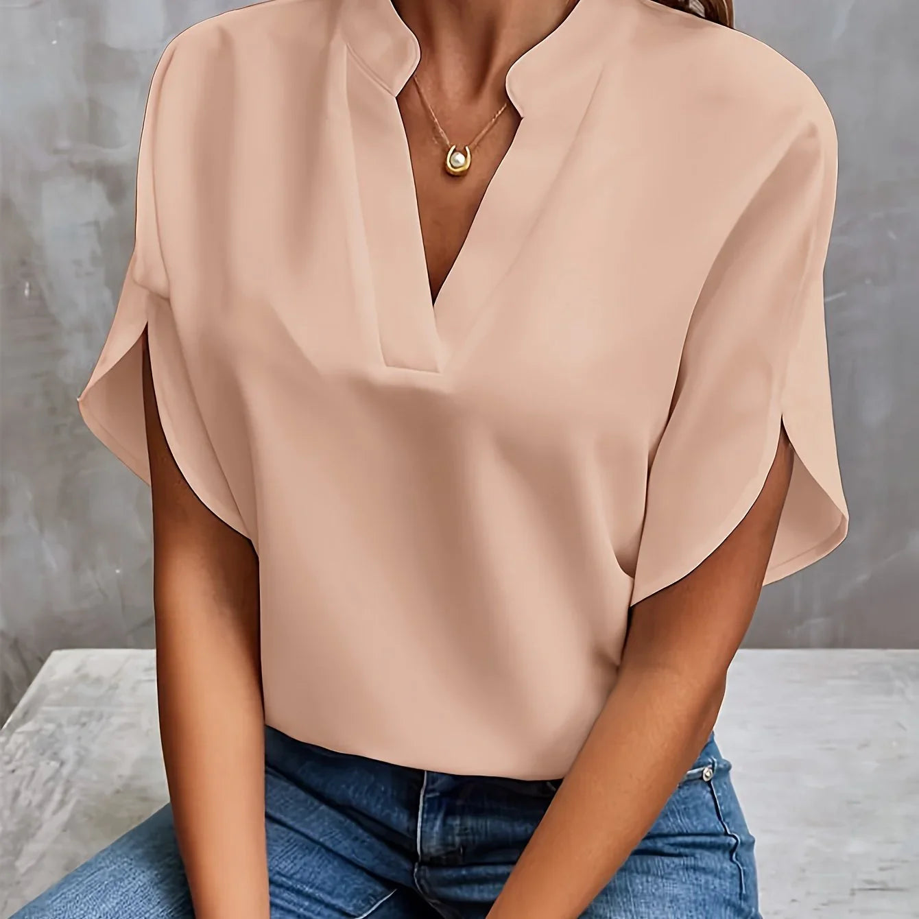 Vivian | Versatile Elegance Blouse