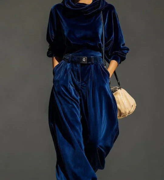 Jeanne | The Chic Lounge Look