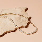 Coline | Gold and Pearl Necklace